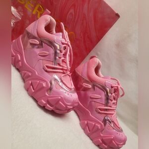 Nwt Limited Edition Pink Chunky Sneakers